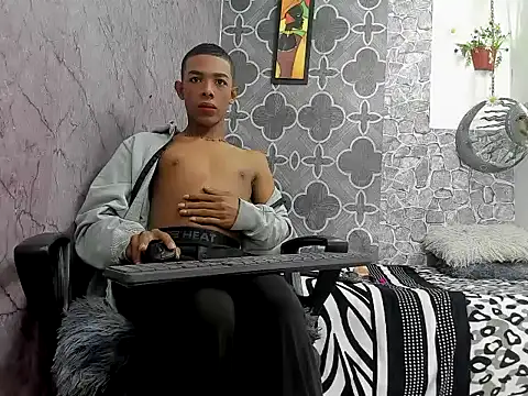 timmy turner x18 online show from February 13, 2:19 pm