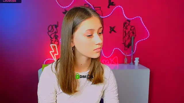 arianaa cat online show from April 17, 6:54 pm