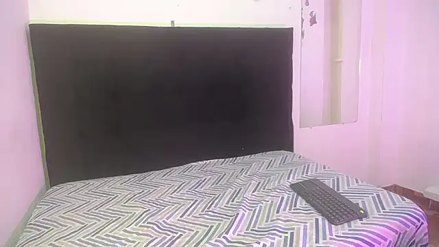 vlisper online show from March 2, 7:53 pm