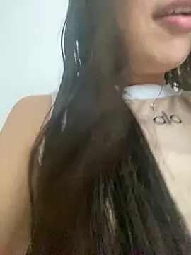 DULCE MARIA EF online show from February 25, 1:09 pm