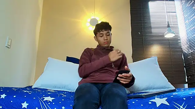 Damon Salvarote S online show from April 23, 1:13 pm