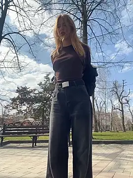 Jean Graay online show from March 22, 10:10 am