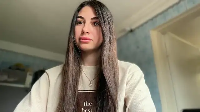 LiluMartiznir online show from May 18, 11:16 am