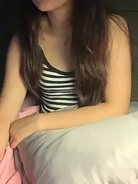 Luna Babyyy online show from April 16, 9:39 pm