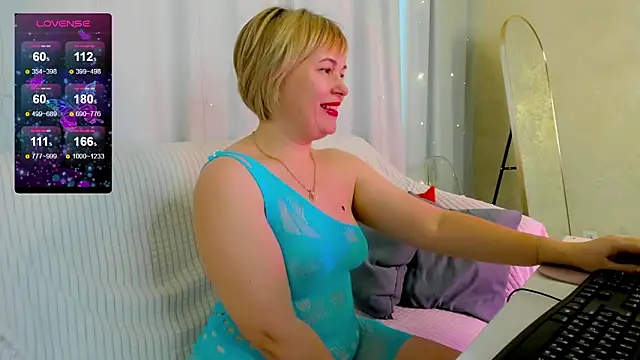 MaryClars online show from March 2, 8:10 am