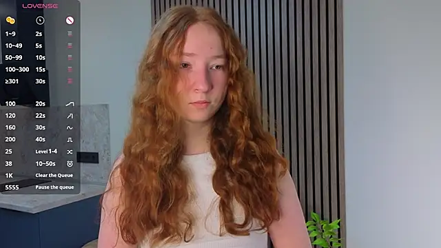 MaraButtrey online show from March 31, 1:05 am