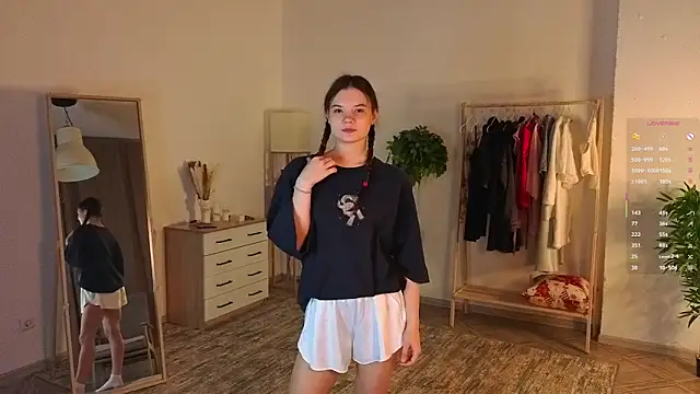 MirthaZien online show from February 11, 1:20 am