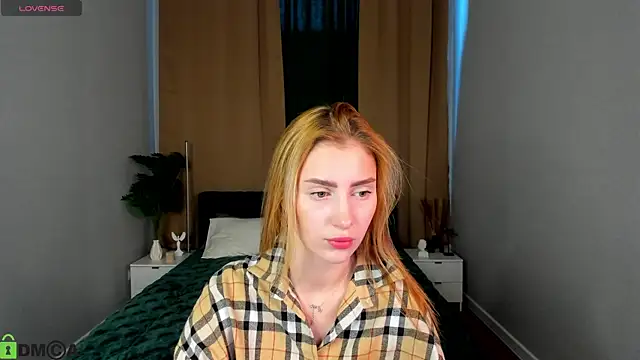 Rita Flux online show from February 16, 2:11 am