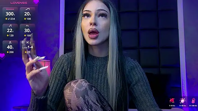 ValerieIce online show from March 7, 3:08 pm