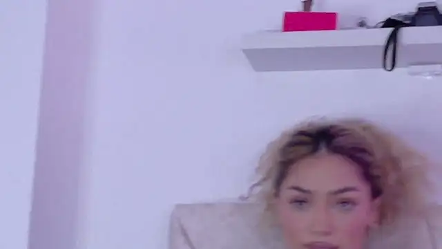 Maddy Beluci online show from June 15, 1:28 am