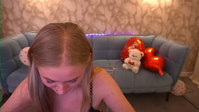 DramaQuenns online show from February 15, 7:51 am