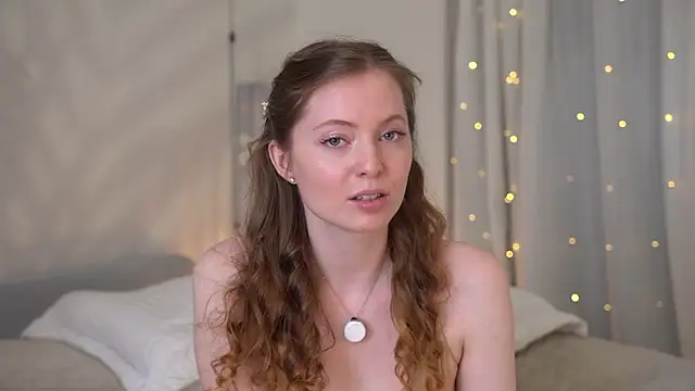 moan elisa online show from March 21, 3:00 am