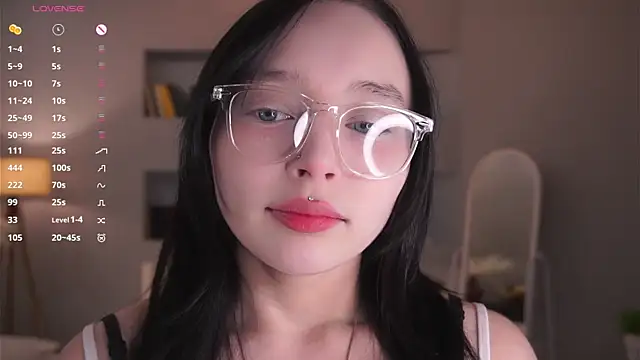 HannaHayles online show from February 10, 6:11 pm