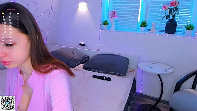 JennySilk online show from April 13, 3:19 am