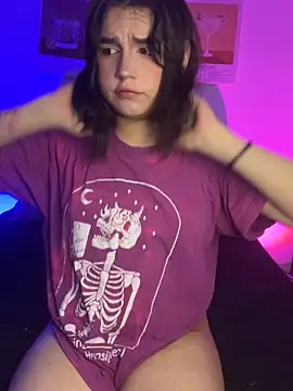 Daniellesins1 online show from April 12, 6:49 am