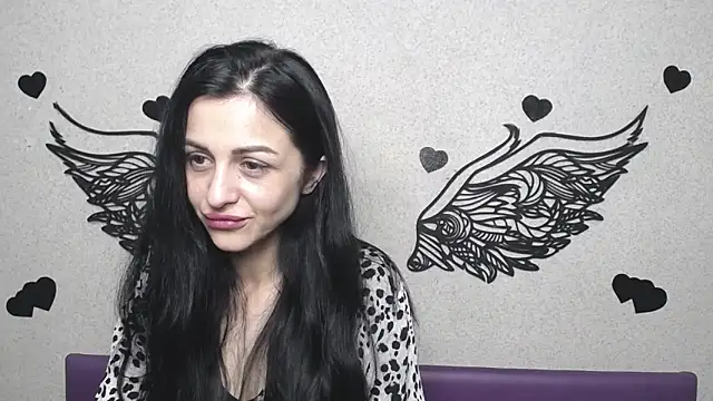 EvaClarkk online show from April 23, 12:29 pm