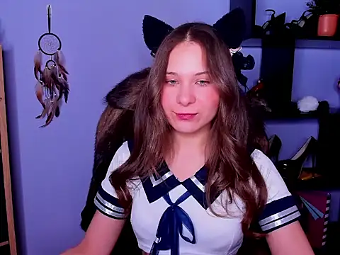 LanaLovely online show from April 8, 6:26 am