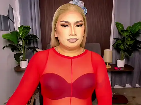 AmandaFlaire  online show from July 12, 7:36 pm