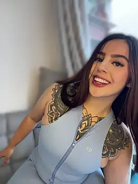 Im Anto online show from April 20, 9:51 pm