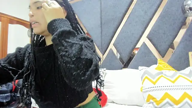 Maggyx online show from February 25, 1:53 pm