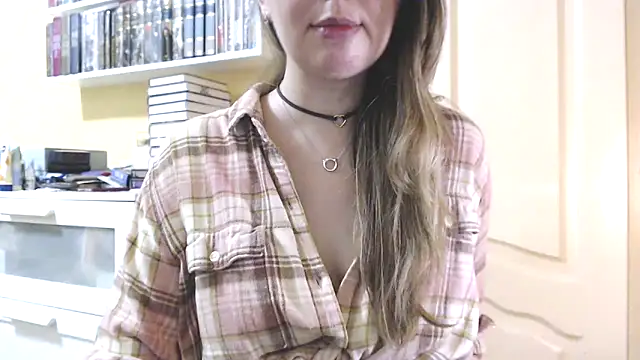 Tasiya online show from February 13, 8:10 pm