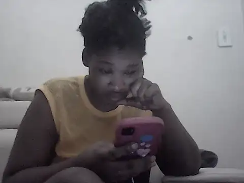 Juicylipss88 online show from March 5, 11:50 am