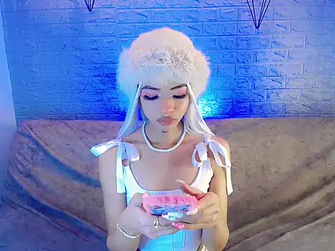 DahliaGill online show from February 7, 3:54 am