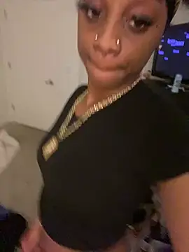 prettybrown9 online show from March 4, 1:01 am