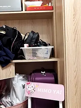 Jennie dogy online show from May 11, 1:46 pm