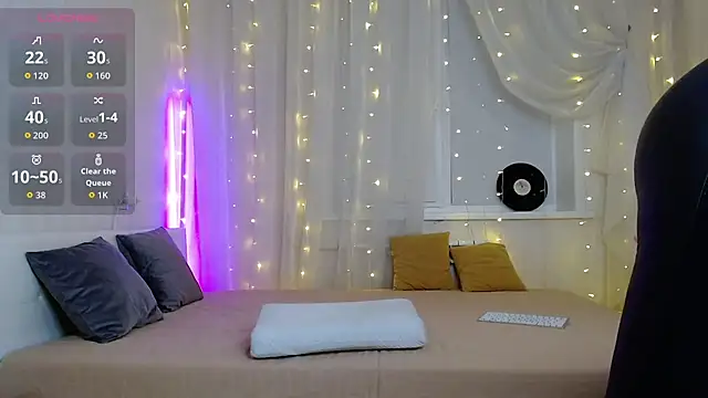 frelianight online show from April 13, 7:14 pm