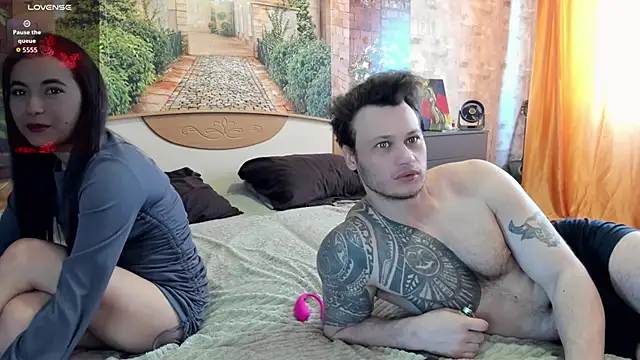  littleangie  online show from April 16, 2:12 am