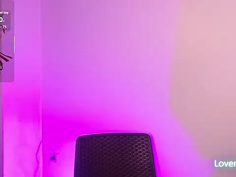 moonlyvelvet online show from February 23, 6:36 am