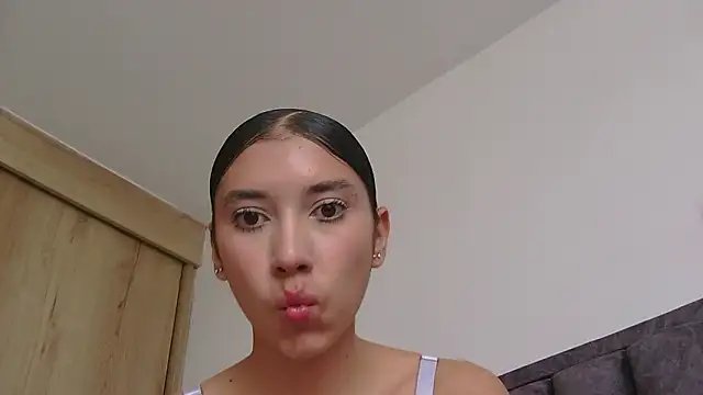 ScarlettMus online show from March 17, 7:29 pm