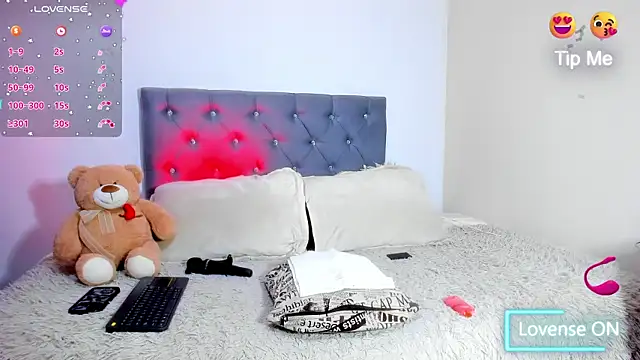 Lily-Scott online show from February 10, 8:56 pm