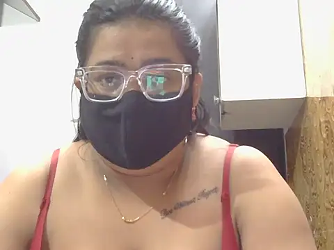 GangbangCouple online show from May 28, 5:44 pm