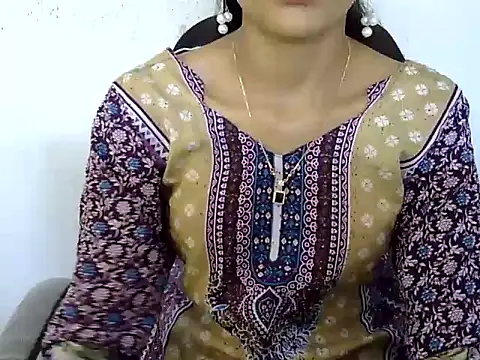 Mehaak  online show from August 1, 9:22 am