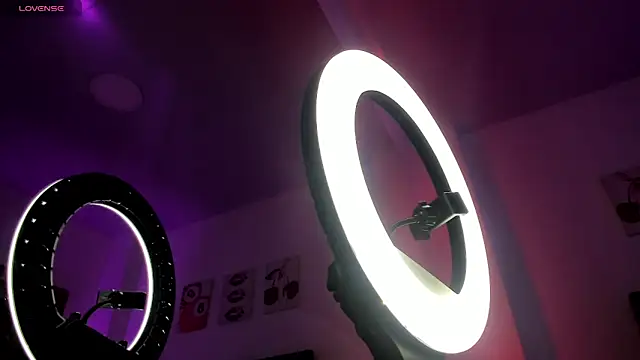 Madison Rosee online show from April 17, 12:35 am