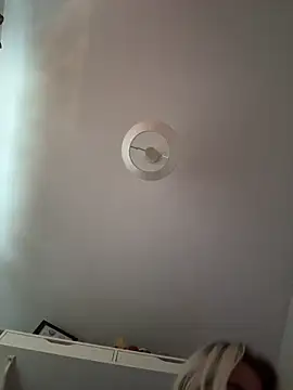 Bethanymaex online show from March 27, 4:40 pm