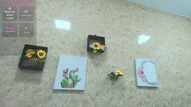 Sophie Tyler online show from March 16, 1:26 pm