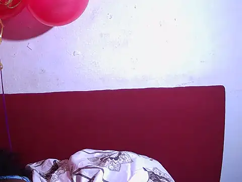 Indianroughrider14 online show from February 14, 10:39 am