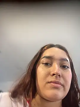 Emily Harpeer online show from February 20, 11:45 am