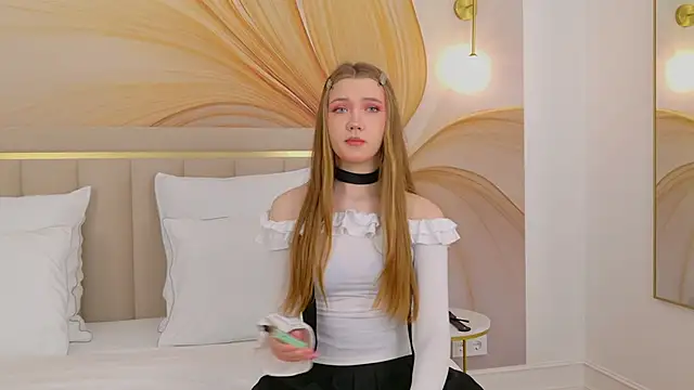 StacyHicks online show from February 23, 3:55 pm