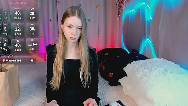 lada2k4 online show from April 9, 6:19 am