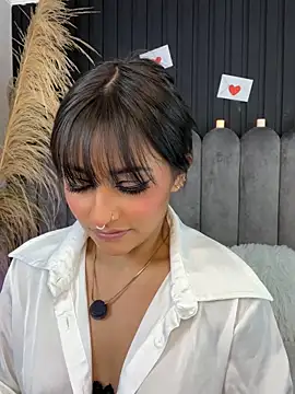 Nanda vixen  online show from February 15, 8:52 pm