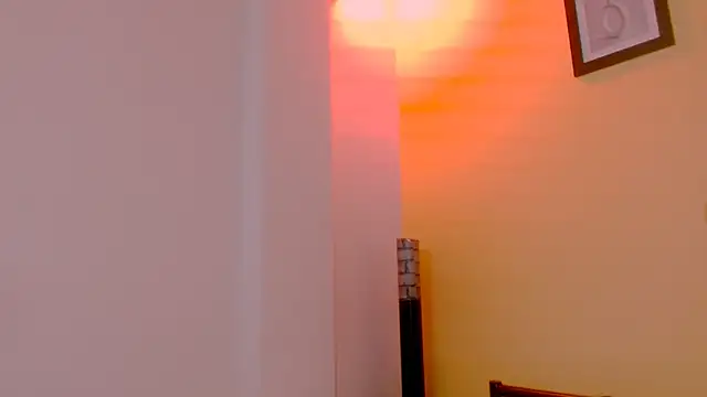 sexiempoderada18 online show from March 20, 8:36 pm