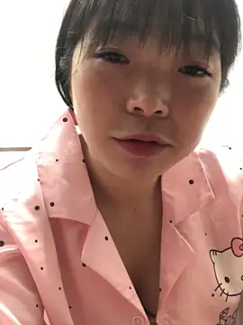 cuty lusy online show from March 8, 3:10 am