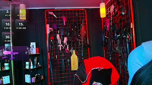 Velvet Authority online show from February 19, 5:01 pm