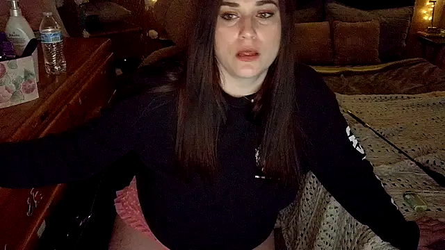 VelvetBrunetteXo online show from March 23, 12:22 pm