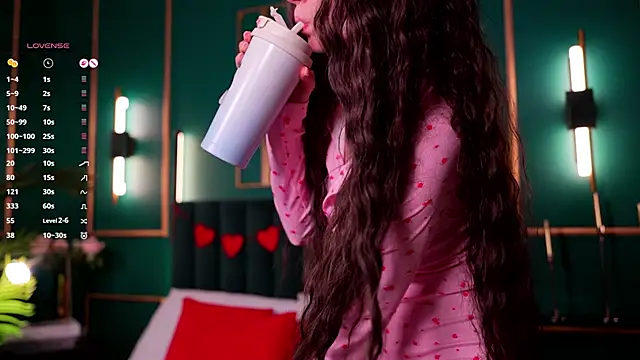 roxy morrison x online show from February 15, 6:07 pm