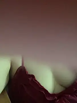 Strawberry-wet online show from April 21, 3:57 am